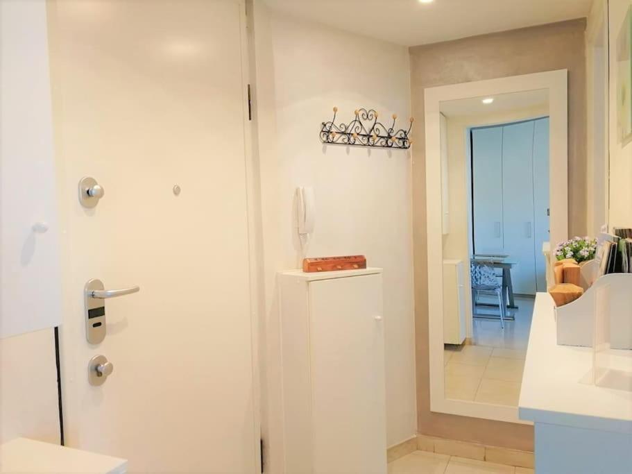 Gef House - Studio Apartment Bande Nere Milaan Buitenkant foto